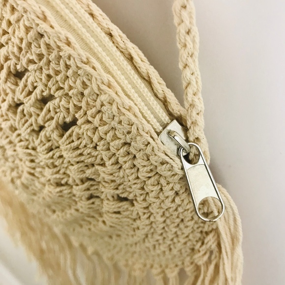 ⭐️HOST PICK⭐️ Boho Fringe Bag Festival Crochet - Picture 4 of 5